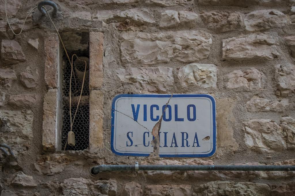 Appartamenti Turistici Vicolo S. Chiara Sassoferrato Екстериор снимка